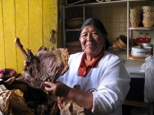 Ayaviri, route Puno-Cusco, cancacho au menu