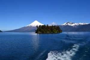 traversée des Andes par les lacs